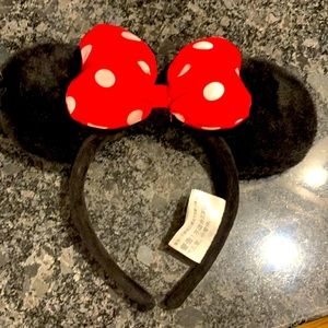 Minnie Mouse headband